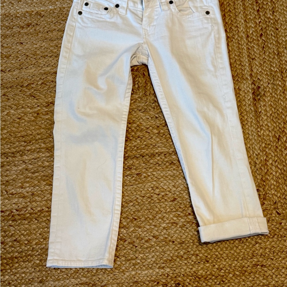 True Religion Lizzy 28 White Straight-Leg Crop Jeans